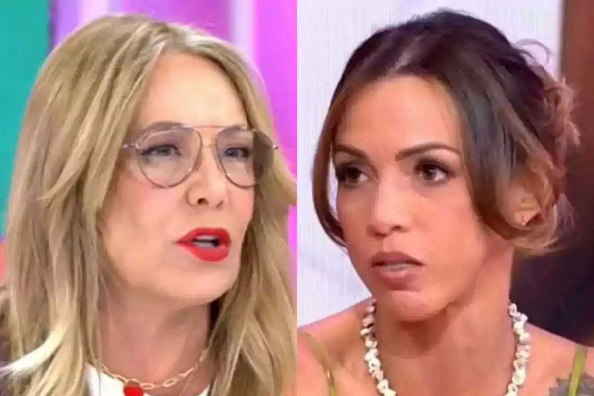 Dos mujeres en primer plano durante una conversación en Tardear, Belén Rodríguez lleva gafas y labios rojos, Paola Olmedo lleva un collar de conchas y expresión seria