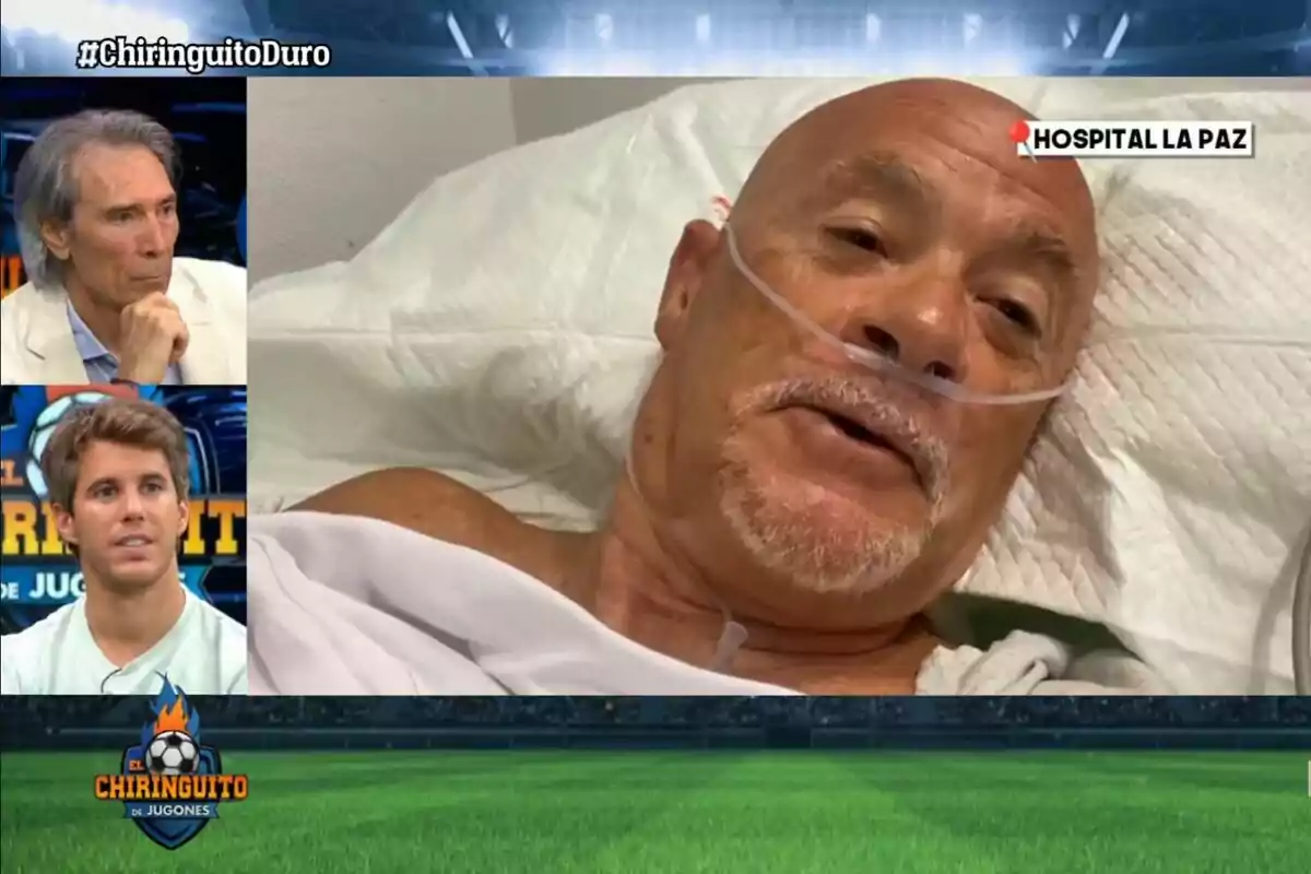 Alfredo Duro mayor está acostado en una cama de hospital con una cánula de oxígeno, mientras dos colaboradores lo observan en un programa de televisión llamado El Chiringuito de Jugones. Alfredo Duro mayor está acostado en una cama de hospital con una cánula de oxígeno, mientras dos colaboradores lo observan en un programa de televisión llamado El Chiringuito de Jugones.