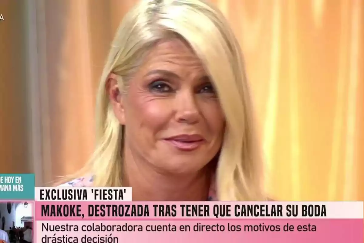 Makoke con expresión seria en un programa de televisión con un titular que informa sobre la cancelación de su boda y su estado emocional
