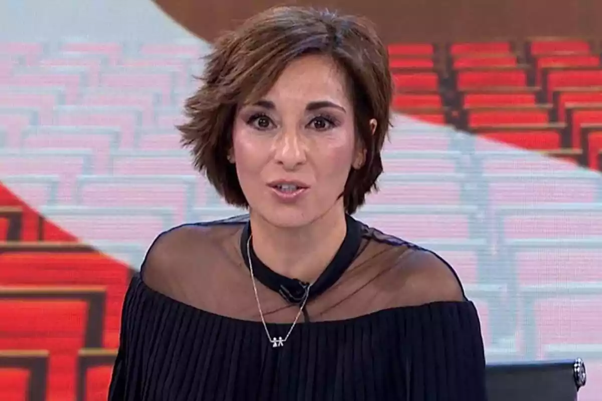 Captura de Adela González como presentadora de Más Vale Sábado Captura de Adela González como presentadora de Más Vale Sábado
