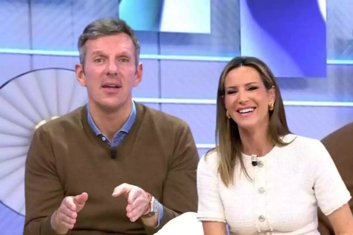 Montaje de Joaquín Prat junto a Alejandra Prat en 'Vamos a Ver' Montaje de Joaquín Prat junto a Alejandra Prat en 'Vamos a Ver'