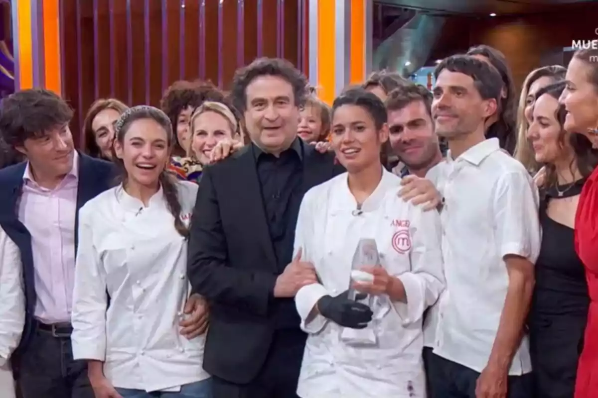 Captura de Ángela como ganadora de MasterChef junto a Pepe Rodríguez y Jordi Cruz Captura de Ángela como ganadora de MasterChef junto a Pepe Rodríguez y Jordi Cruz