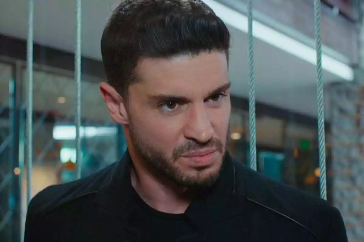 Captura de Çagatay enfadado en Pecado Original de Antena 3 Captura de Çagatay enfadado en Pecado Original de Antena 3