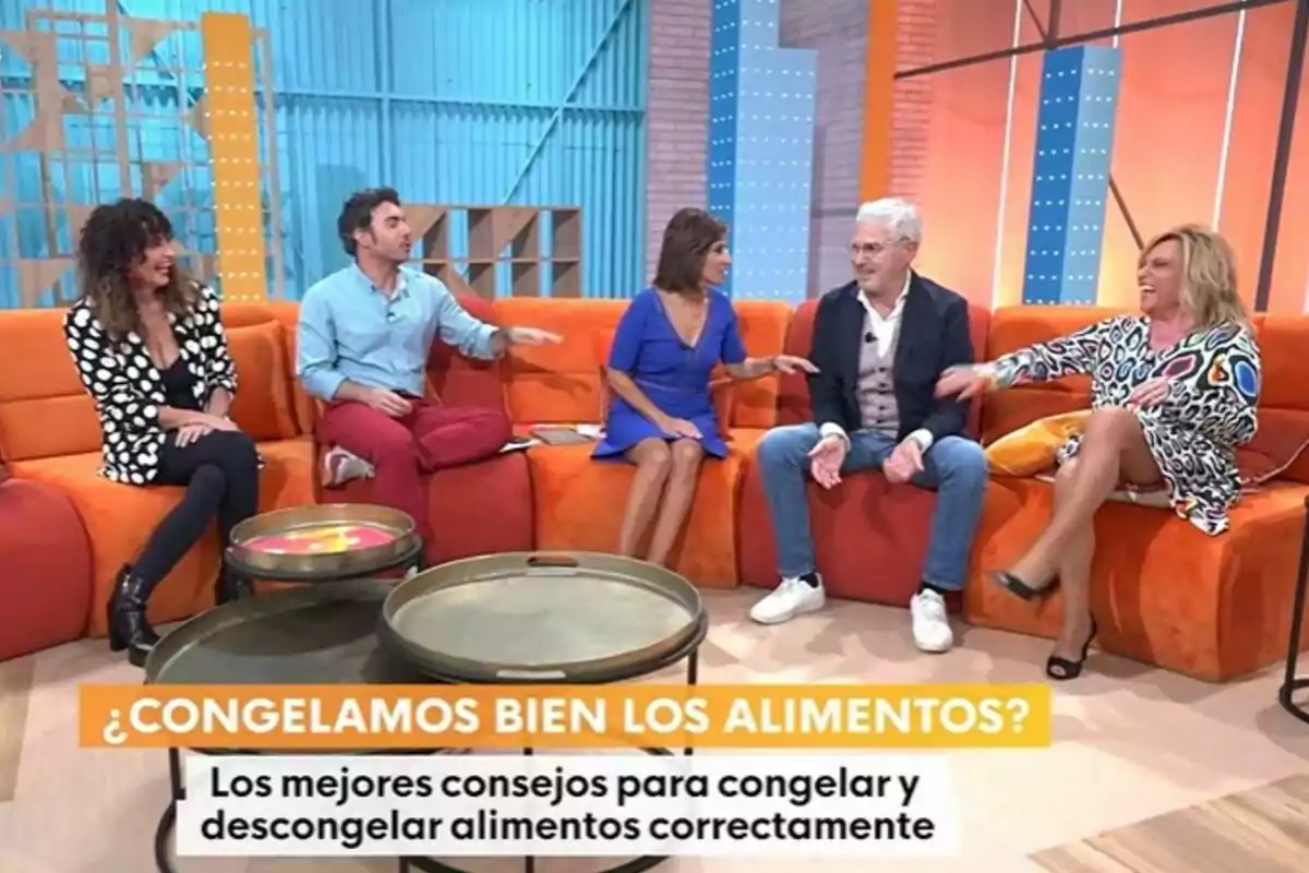 Captura de Adela González, Lydia Lozano y Agustín Bravo en 'Mañaneros' Captura de Adela González, Lydia Lozano y Agustín Bravo en 'Mañaneros'