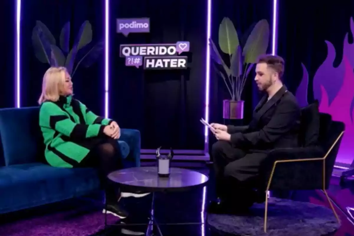 Captura de Belén Esteban y Malbert en 'Querido Hater' Captura de Belén Esteban y Malbert en 'Querido Hater'