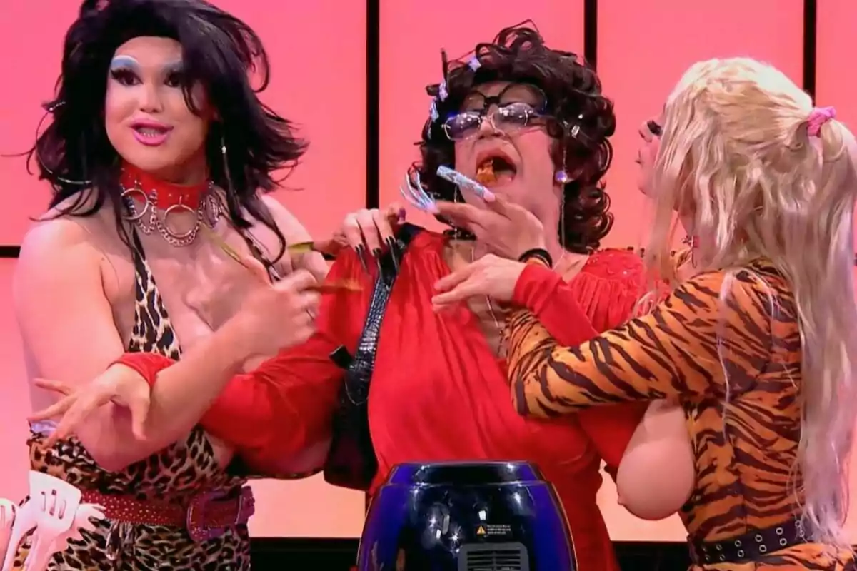 Captura de Chloe Vittu, Angelita la Perversa i La Nena Delantro a 'Drag Race'