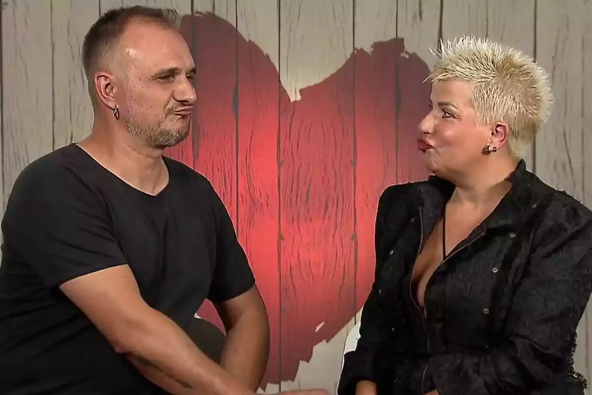 Captura de Joaquín y Sacri en 'First Dates' Captura de Joaquín y Sacri en 'First Dates'