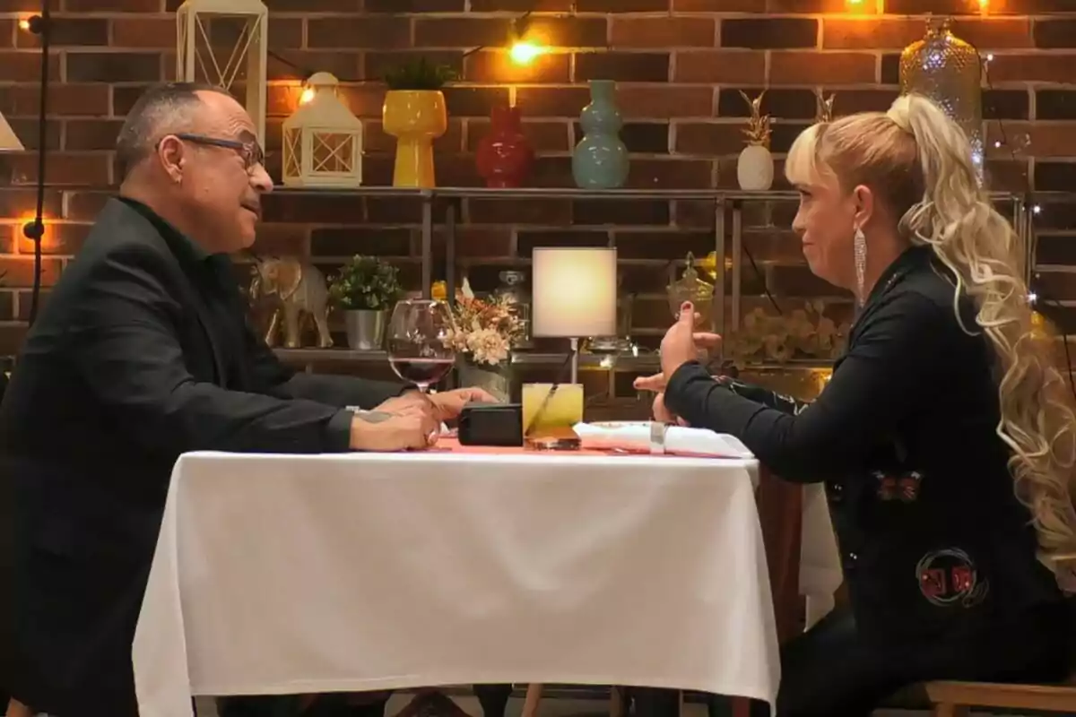 Captura de José Manuel i Mari Carmen sopant a 'First Dates' Captura de José Manuel i Mari Carmen sopant a 'First Dates'