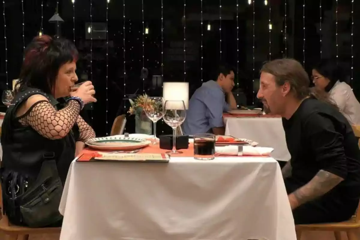 Captura de Kova y Belisario en 'First Dates' Captura de Kova y Belisario en 'First Dates'