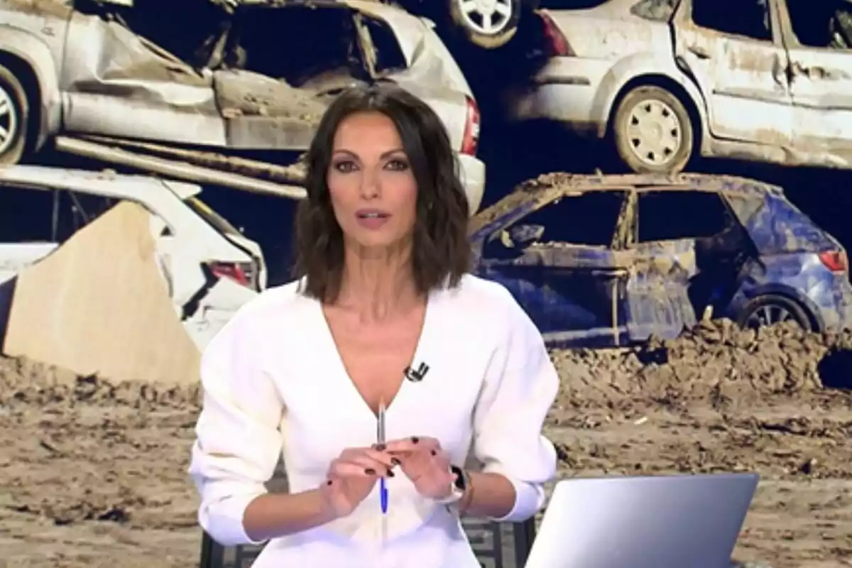 Captura de Laila Jiménez a 'Informativos Telecinco' Captura de Laila Jiménez a 'Informativos Telecinco'