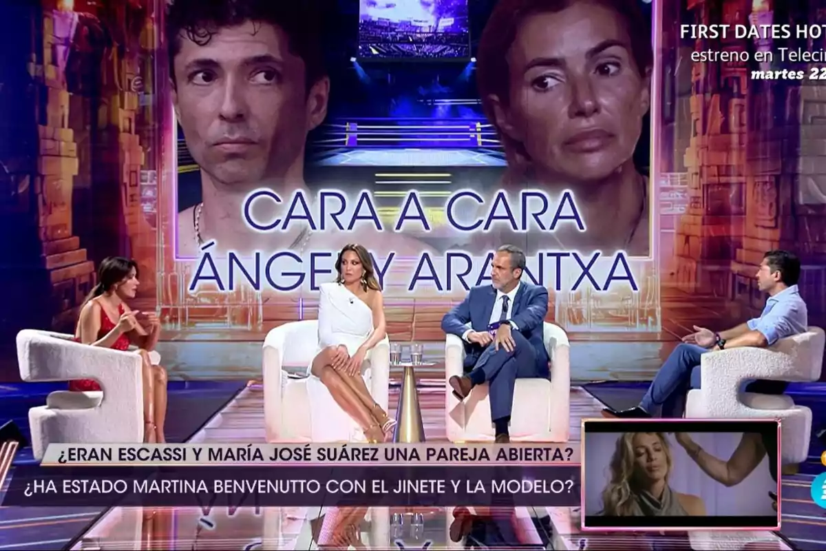 Captura del plató de De Viernes con el cara a cara entre Ángel Cristo JR y Arantxa del Sol junto a Beatriz Archidona y Santi Acosta Captura del plató de De Viernes con el cara a cara entre Ángel Cristo JR y Arantxa del Sol junto a Beatriz Archidona y Santi Acosta