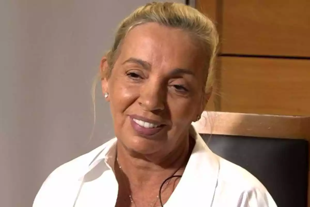 Captura de Carmen Borrego en su regreso a España tras Supervivientes Captura de Carmen Borrego en su regreso a España tras Supervivientes