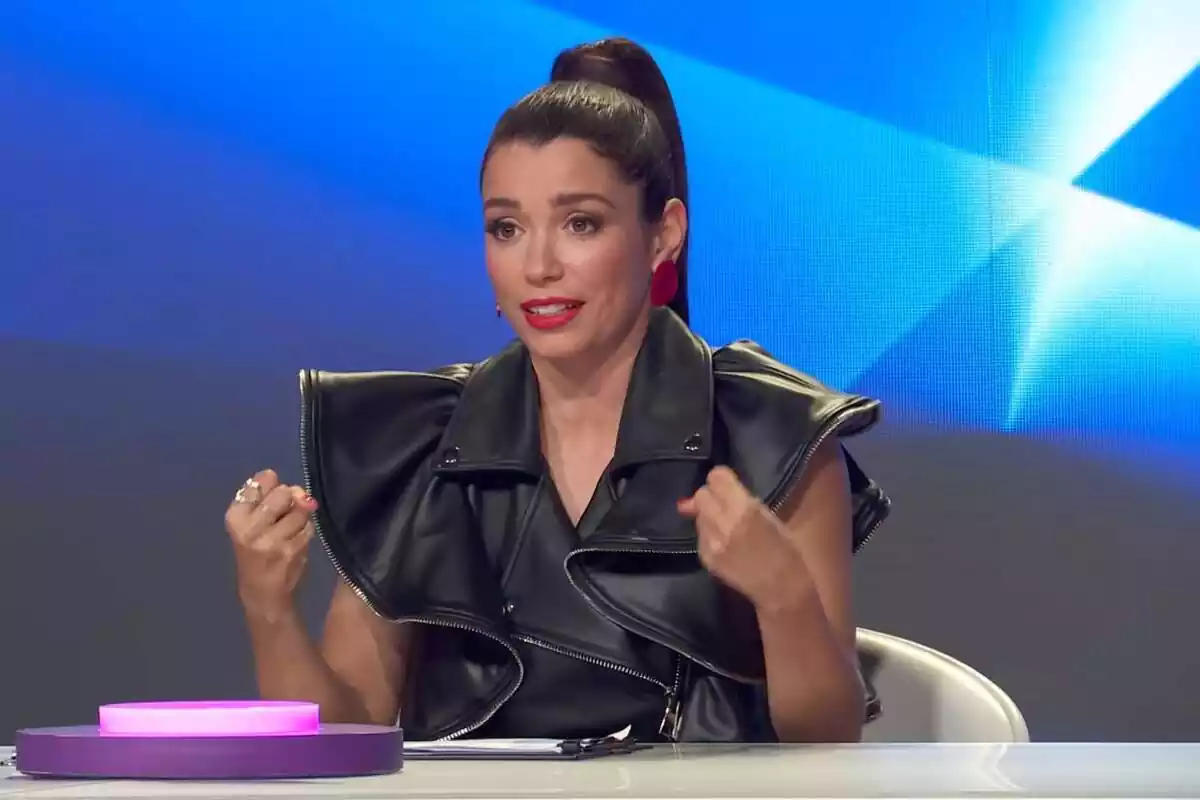 Captura de Carol Rovira en la mesa del jurado de Eufòria durante la segunda gala de la tercera edición Captura de Carol Rovira en la mesa del jurado de Eufòria durante la segunda gala de la tercera edición