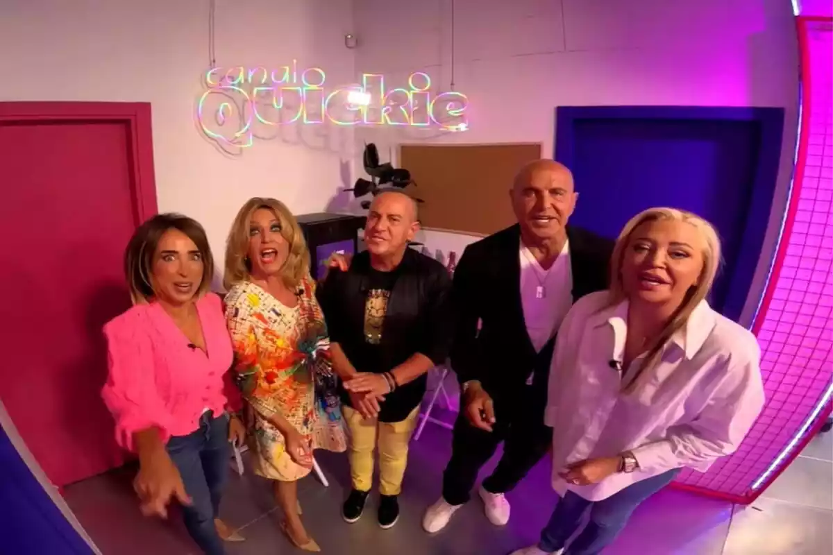 Captura de los colaboradores de Sálvame en el estreno de Ni que fuéramos: María Patiño, Lydia Lozano, Victor Sandoval, Kiko Matamoros y Belén Esteban Captura de los colaboradores de Sálvame en el estreno de Ni que fuéramos: María Patiño, Lydia Lozano, Victor Sandoval, Kiko Matamoros y Belén Esteban