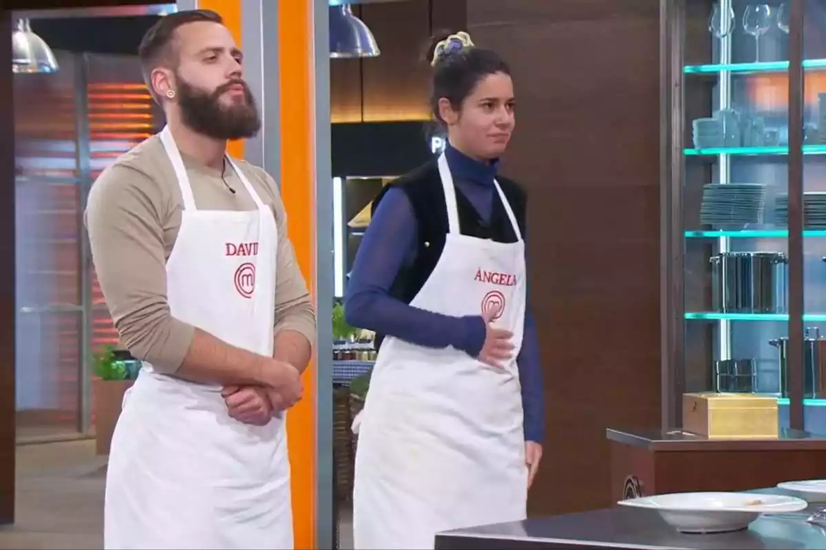Captura de David y Ángela en la valoración de la prueba de MasterChef Captura de David y Ángela en la valoración de la prueba de MasterChef