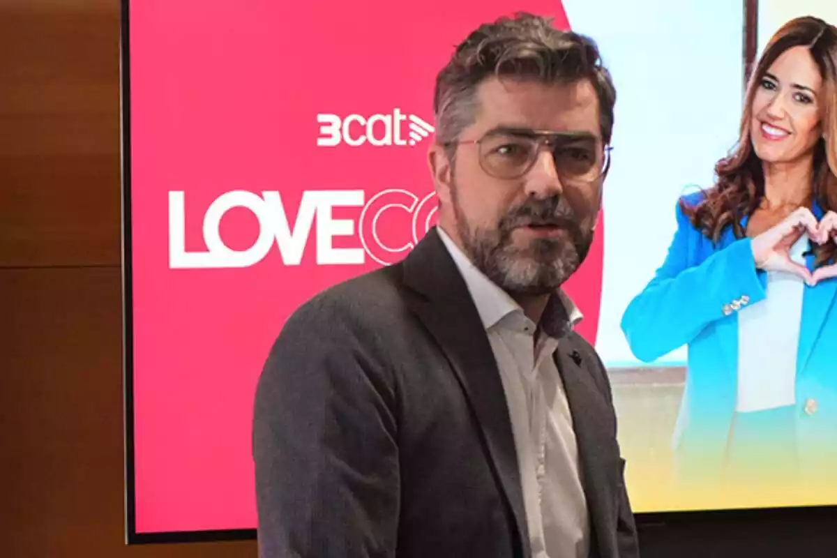 Fotografía de Cristian Trepat durante la presentación de Love Cost de 3Cat Fotografía de Cristian Trepat durante la presentación de Love Cost de 3Cat