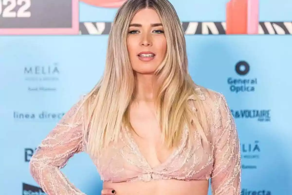 Posado de Cristina Boscá en Los40 Posado de Cristina Boscá en Los40