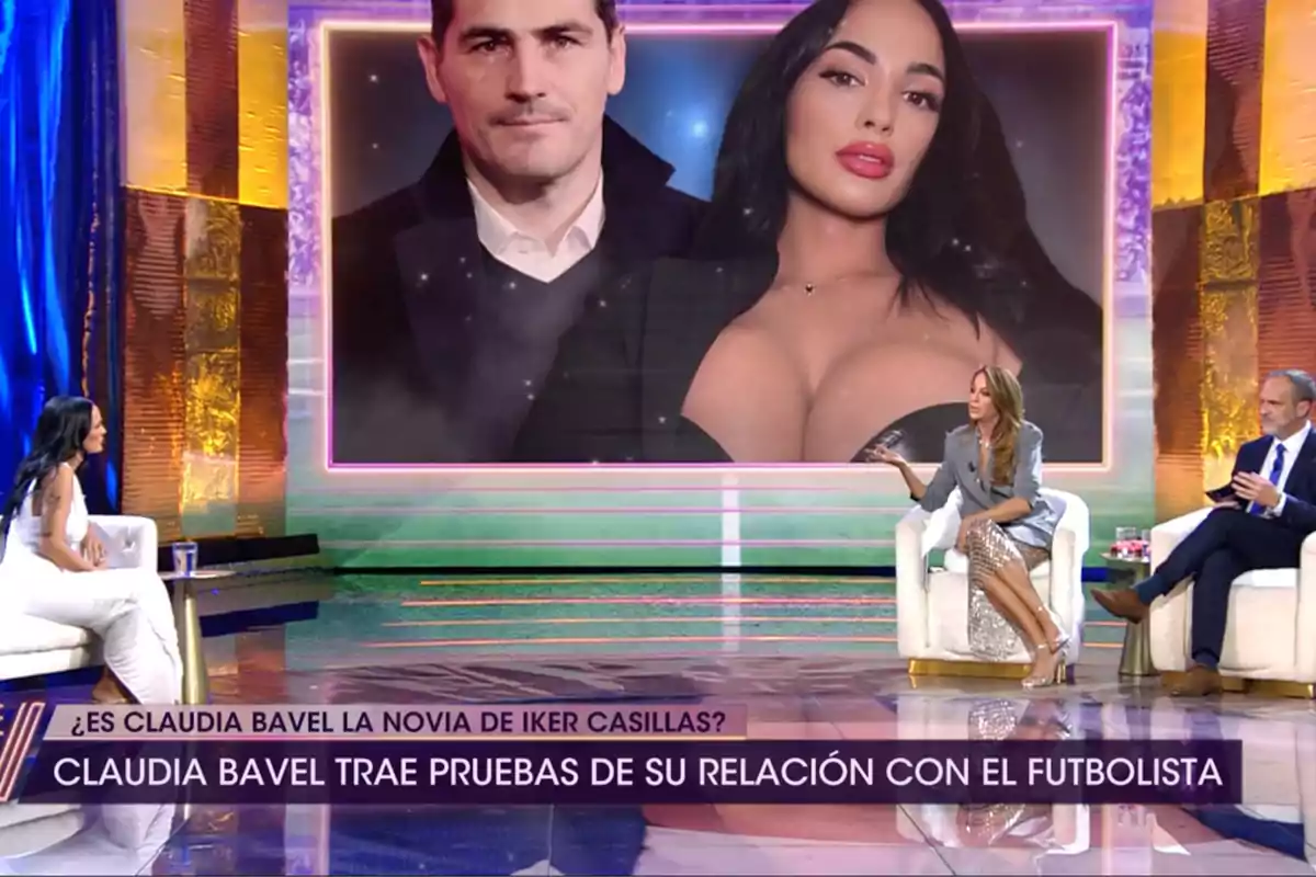 Un programa de televisió amb Claudia Bavel, Beatriz Archidona i Santi Acosta discutint sobre una possible relació entre una dona i un futbolista, amb imatges d'ambdós en una pantalla gran darrere d'ells. Captura de '¡De Viernes!' Un programa de televisió amb Claudia Bavel, Beatriz Archidona i Santi Acosta discutint sobre una possible relació entre una dona i un futbolista, amb imatges d'ambdós en una pantalla gran darrere d'ells. Captura de '¡De Viernes!'