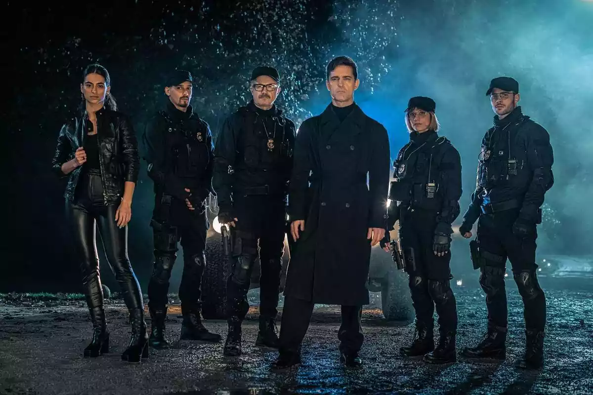 Pedro Alonso, Michelle Jenner, Tristán Ulloa, Begoña Vargas,  Julio Peña Fernández y Joel Sánchez, protagonistas de Berlín en Netflix