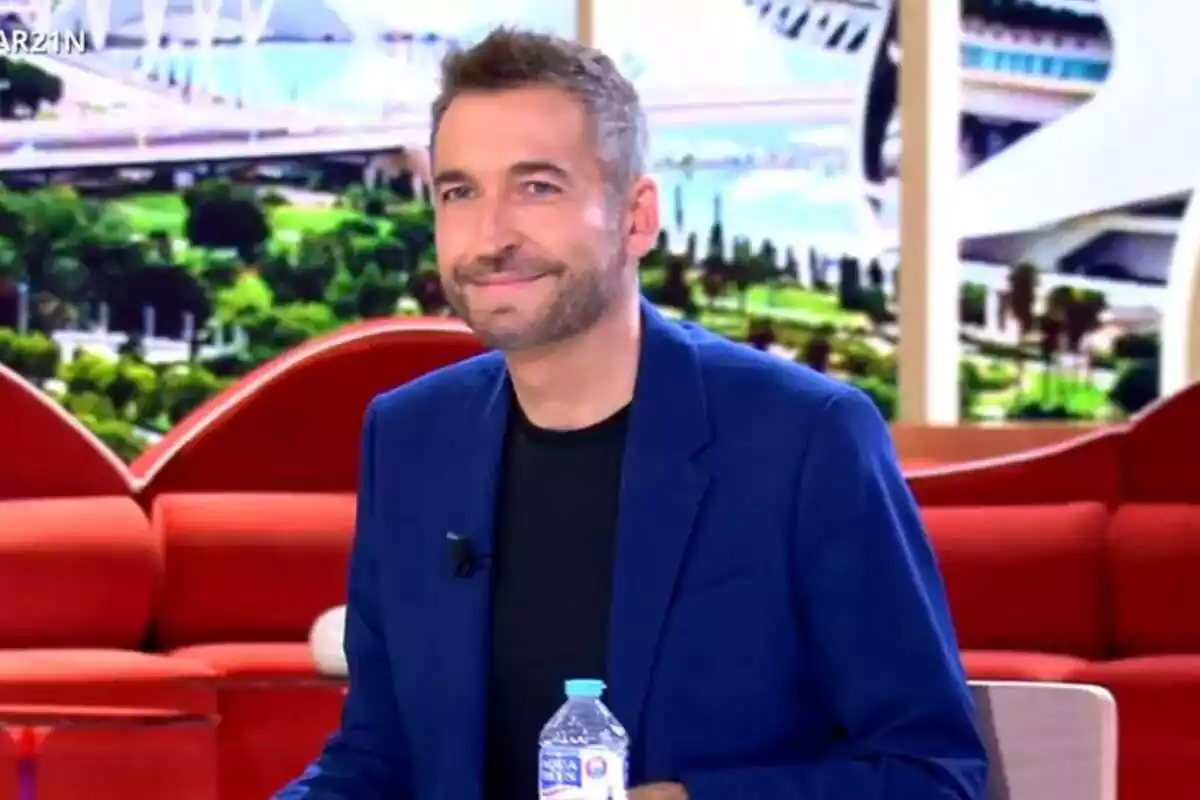 Captura de Frank Blanco como colaborador de TardeAR en Telecinco Captura de Frank Blanco como colaborador de TardeAR en Telecinco