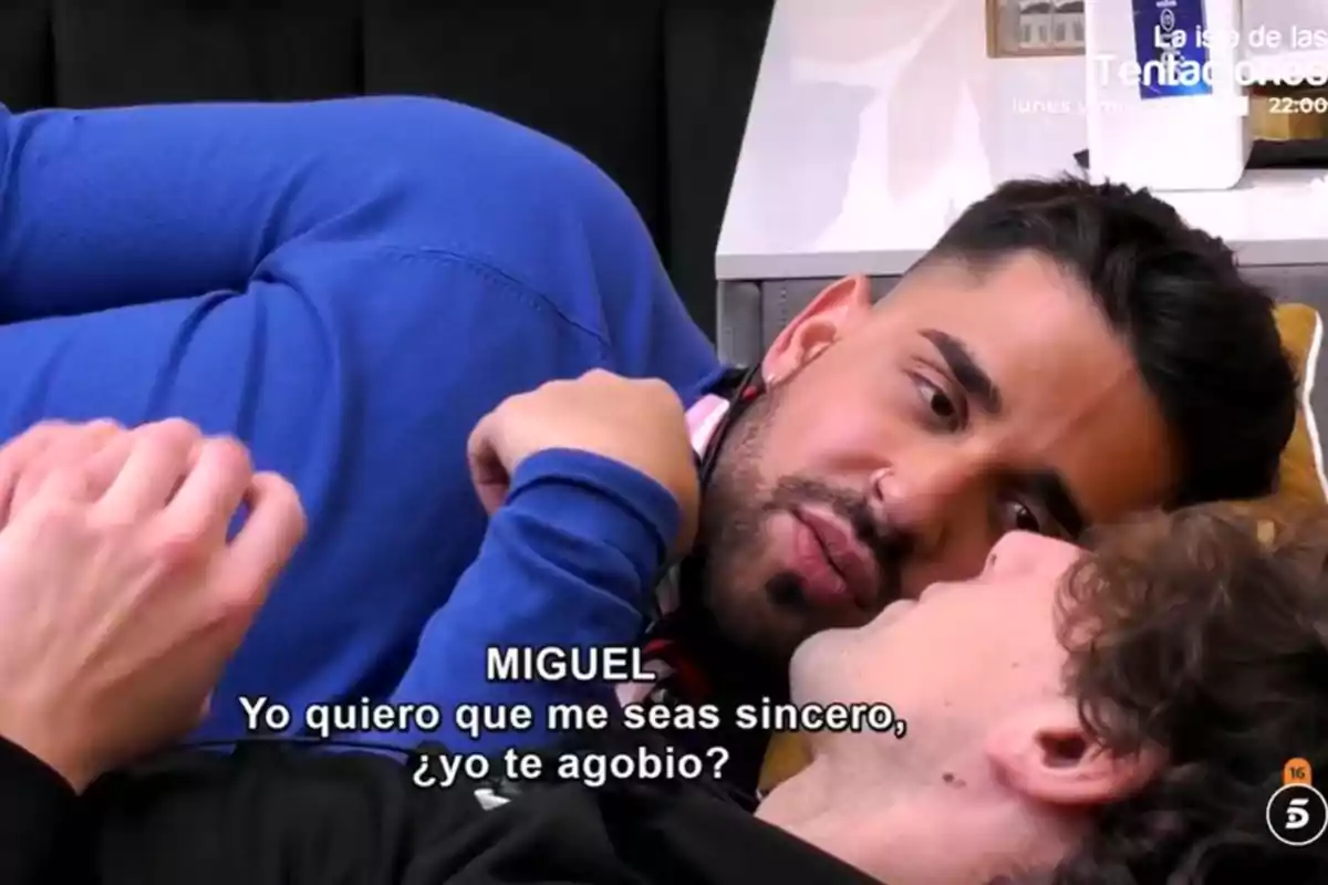 Miguel Frigenti le pregunta a Óscar Landa si le agobia en 'GH DÚO' Miguel Frigenti le pregunta a Óscar Landa si le agobia en 'GH DÚO'