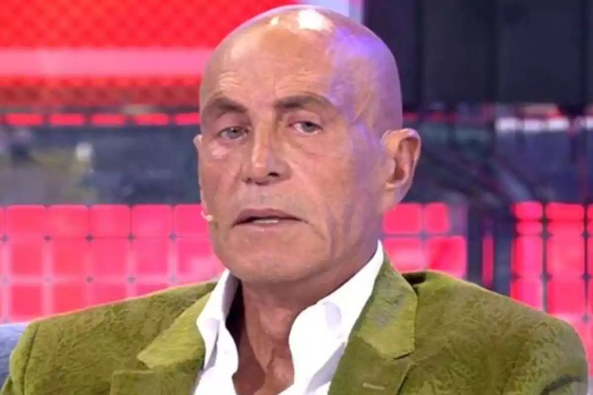 Imagen de Kiko Matamoros con rostro serio en 'Sálvame Deluxe' Imagen de Kiko Matamoros con rostro serio en 'Sálvame Deluxe'