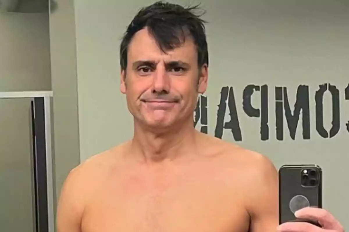 Ion Aramendi presume de abdominales en su nueva foto
