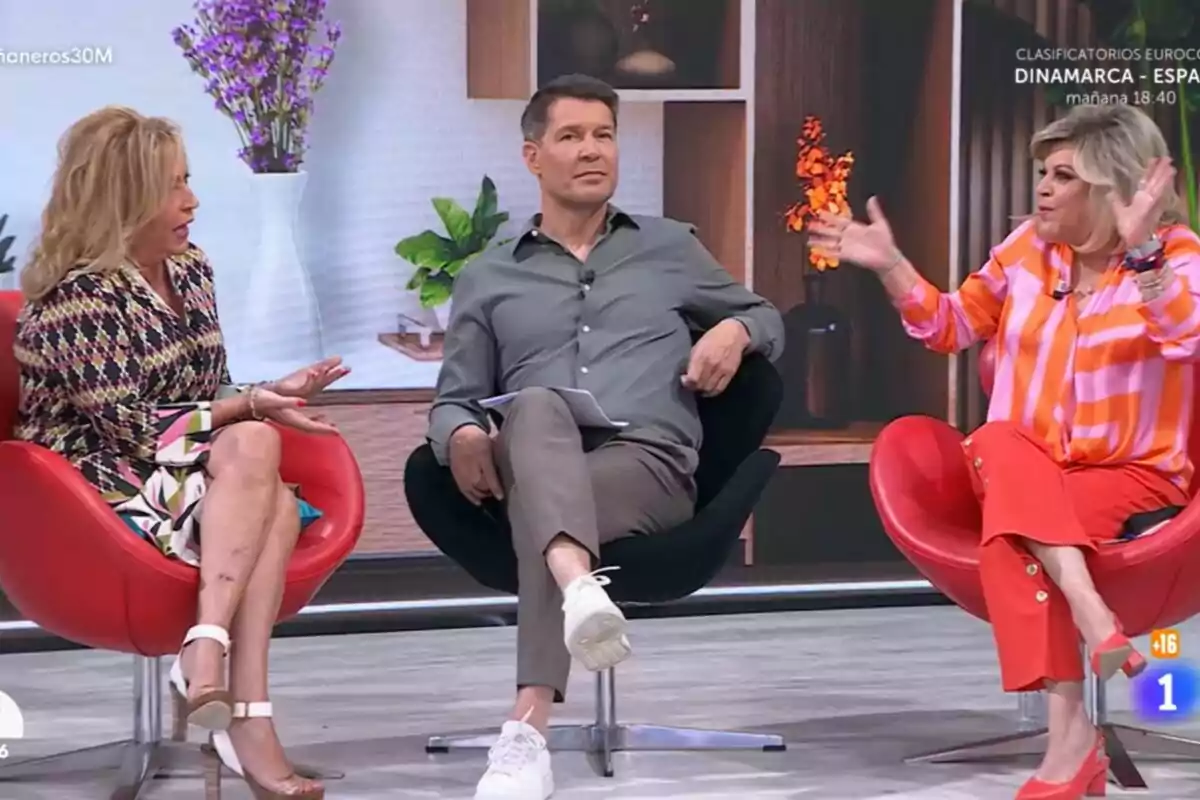 Captura de Jaime Cantizano en Mañaneros junto a Terelu Campos y Lydia Lozano Captura de Jaime Cantizano en Mañaneros junto a Terelu Campos y Lydia Lozano