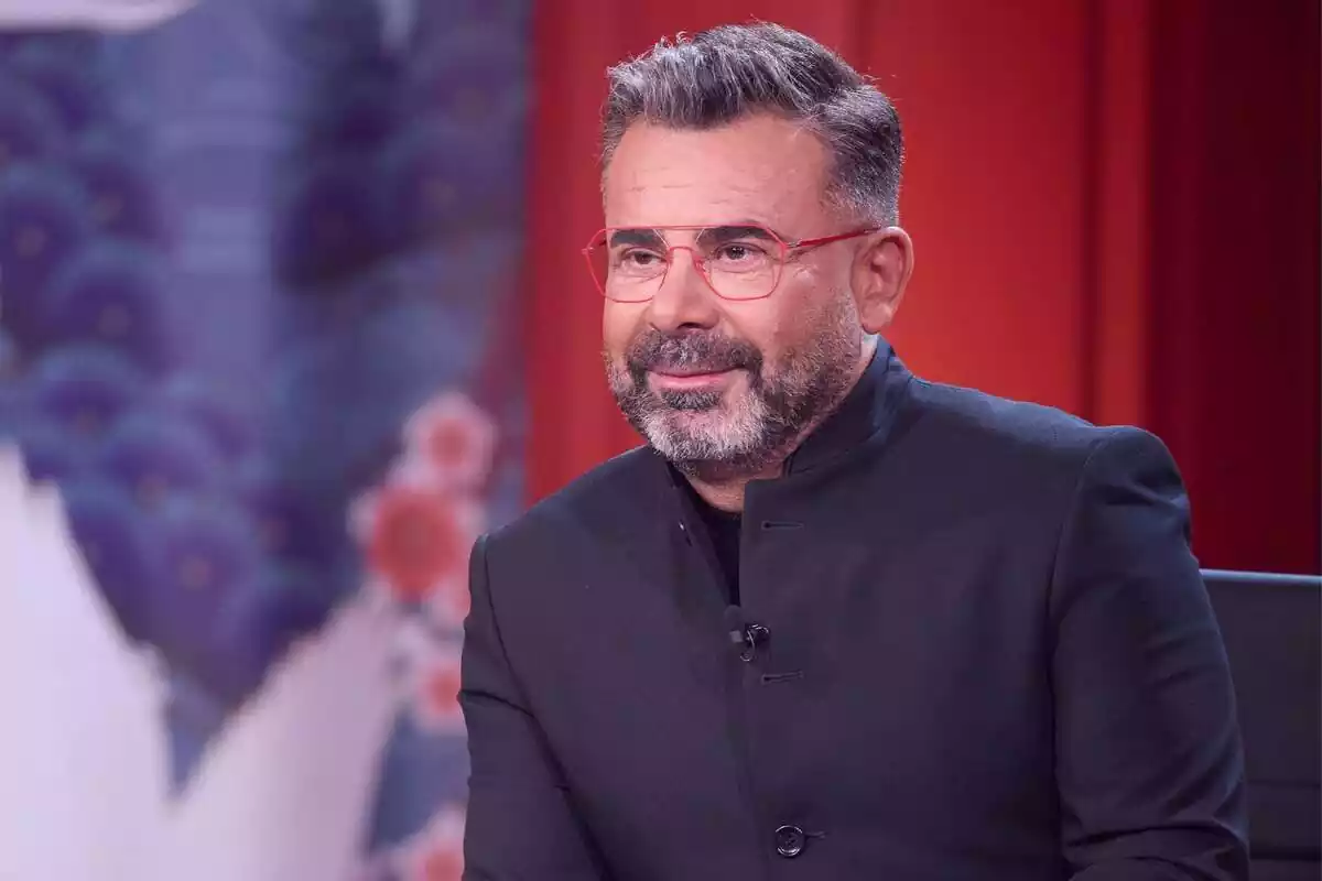Jorge Javier en Telecinco como presentador de Cuentos Chinos Jorge Javier en Telecinco como presentador de Cuentos Chinos