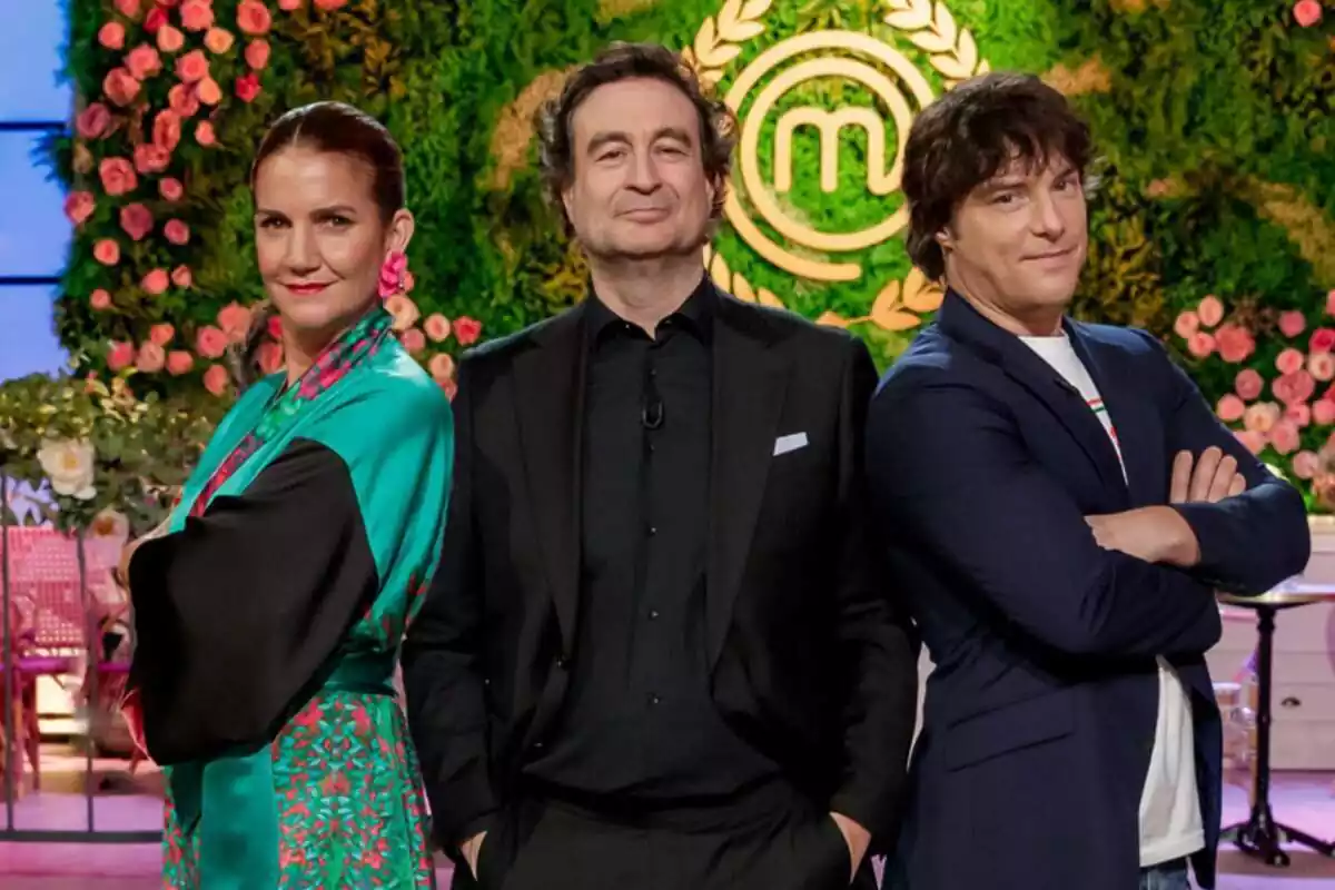 Fotografía de Pepe Rodríguez Rey, Samantha Vallejo-Nágera y Jordi Cruz como jurado de MasterChef Fotografía de Pepe Rodríguez Rey, Samantha Vallejo-Nágera y Jordi Cruz como jurado de MasterChef