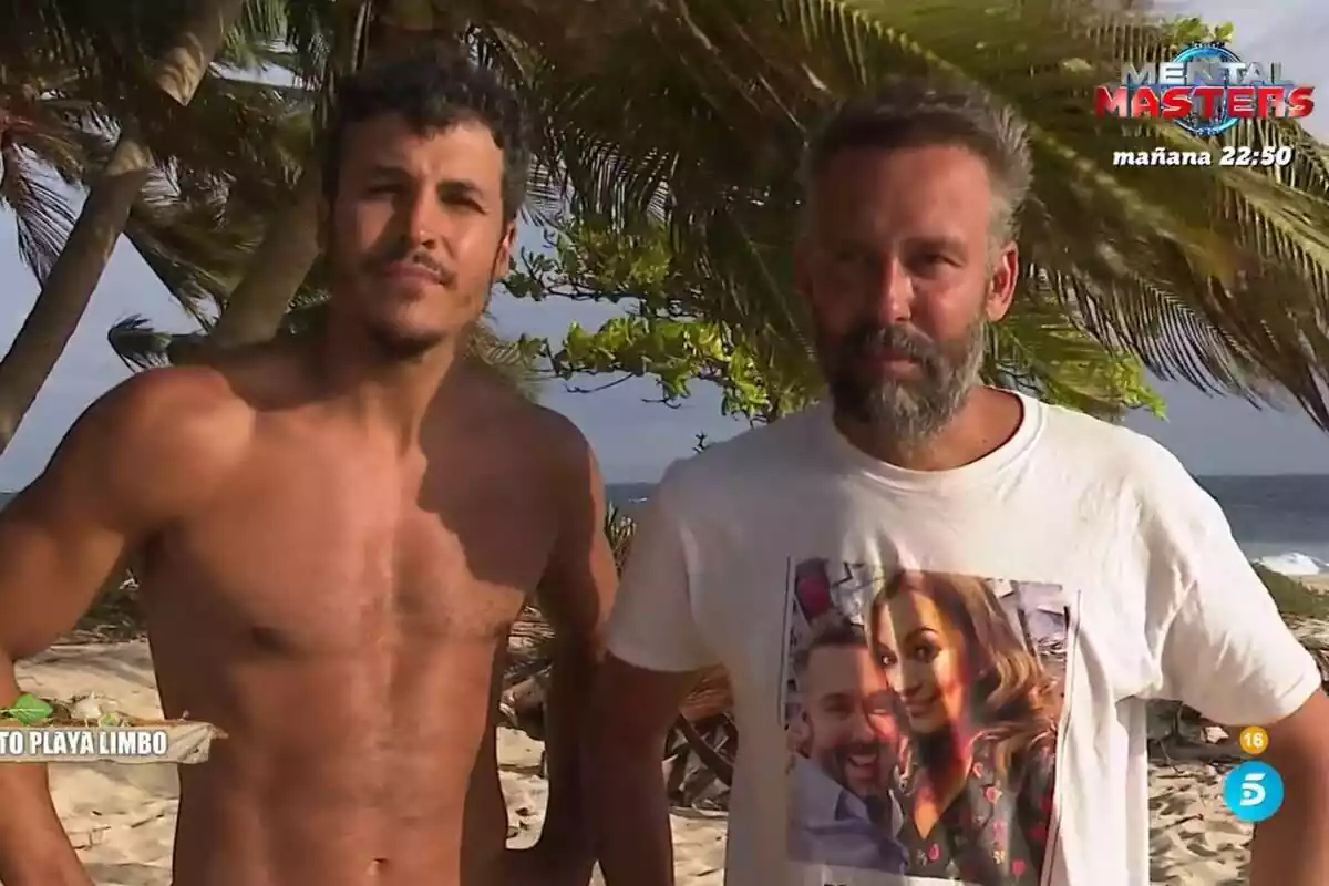 Captura de Kike Calleja y Kiko Jiménez en la isla de Supervivientes Captura de Kike Calleja y Kiko Jiménez en la isla de Supervivientes