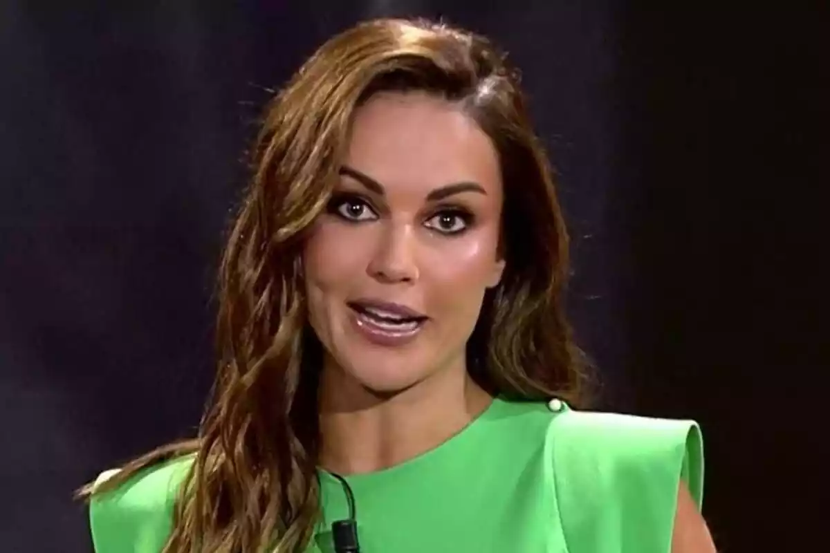 Lara Álvarez como presentadora de GH VIP: Última Hora en Telecinco