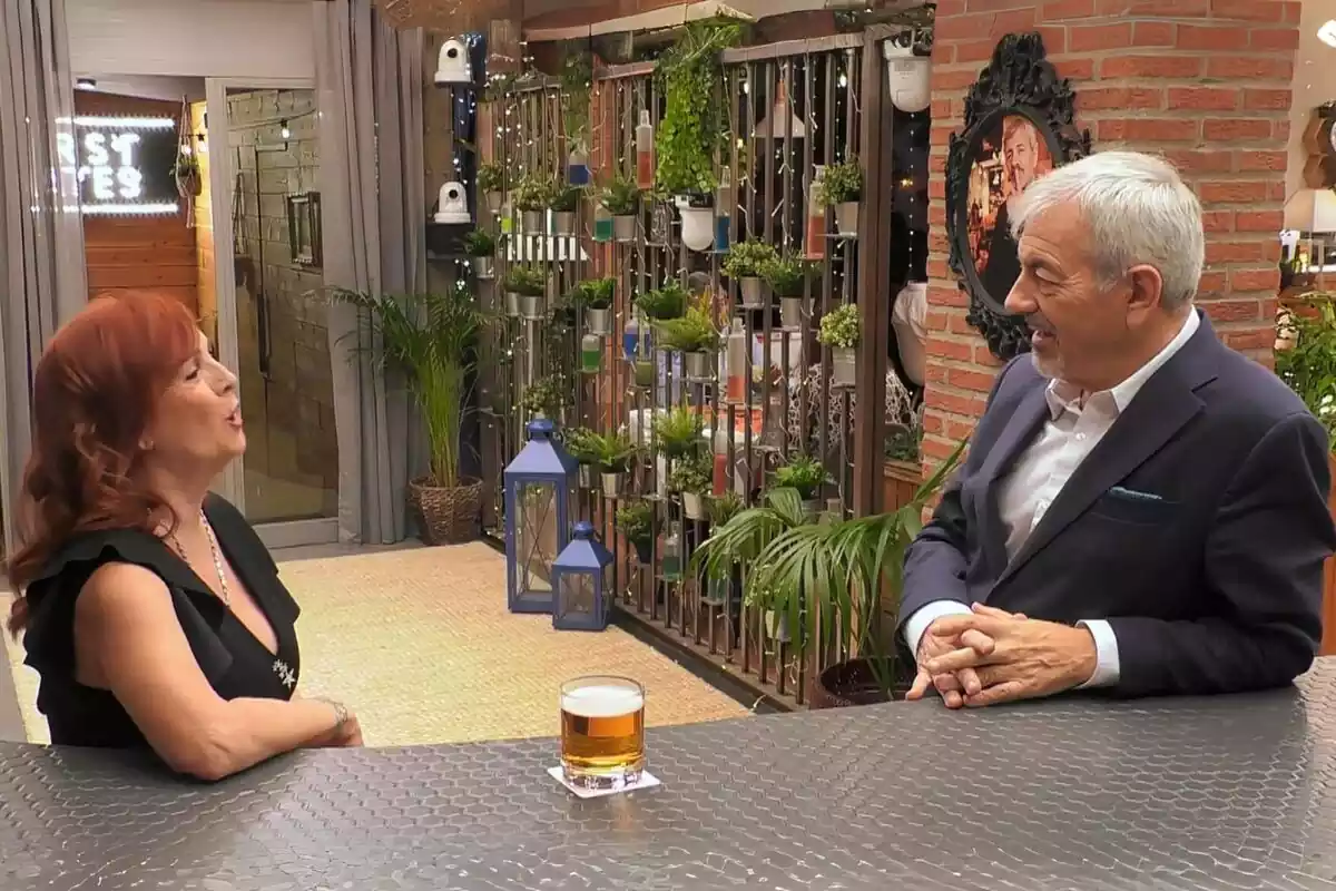 Captura de Mari Luz en su cita en First Dates junto a Carlos Sobera Captura de Mari Luz en su cita en First Dates junto a Carlos Sobera