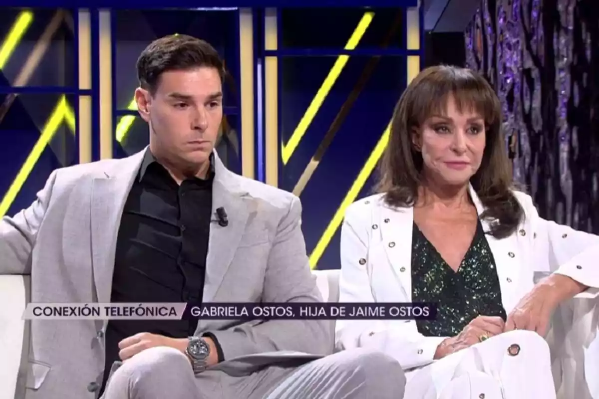 Captura de María Ángeles Grajal y Jacobo Ostos como invitados de De Viernes Captura de María Ángeles Grajal y Jacobo Ostos como invitados de De Viernes