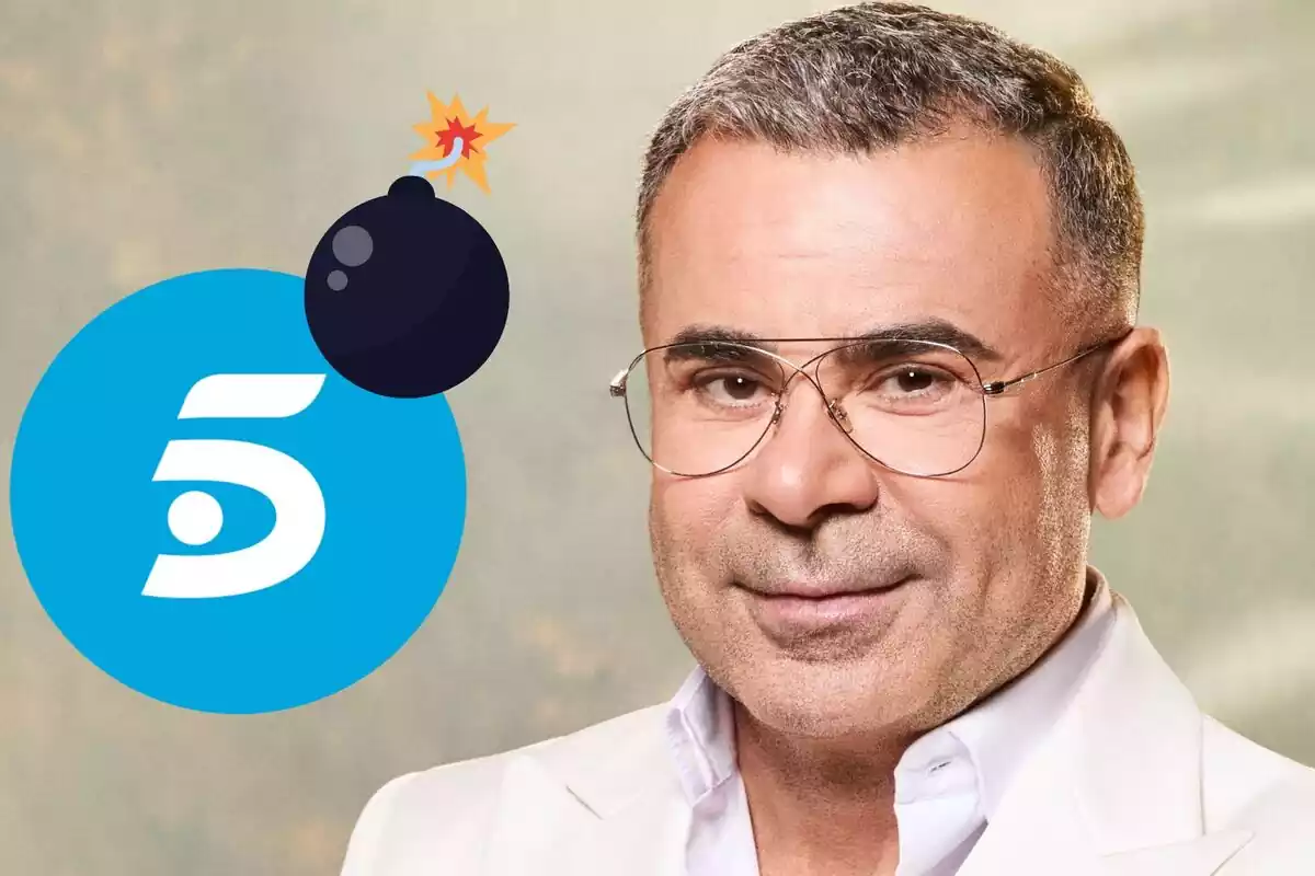 Montaje de un primer plano de Jorge Javier Vázquez sonriendo en traje blanco, el logo de Telecinco y una bomba