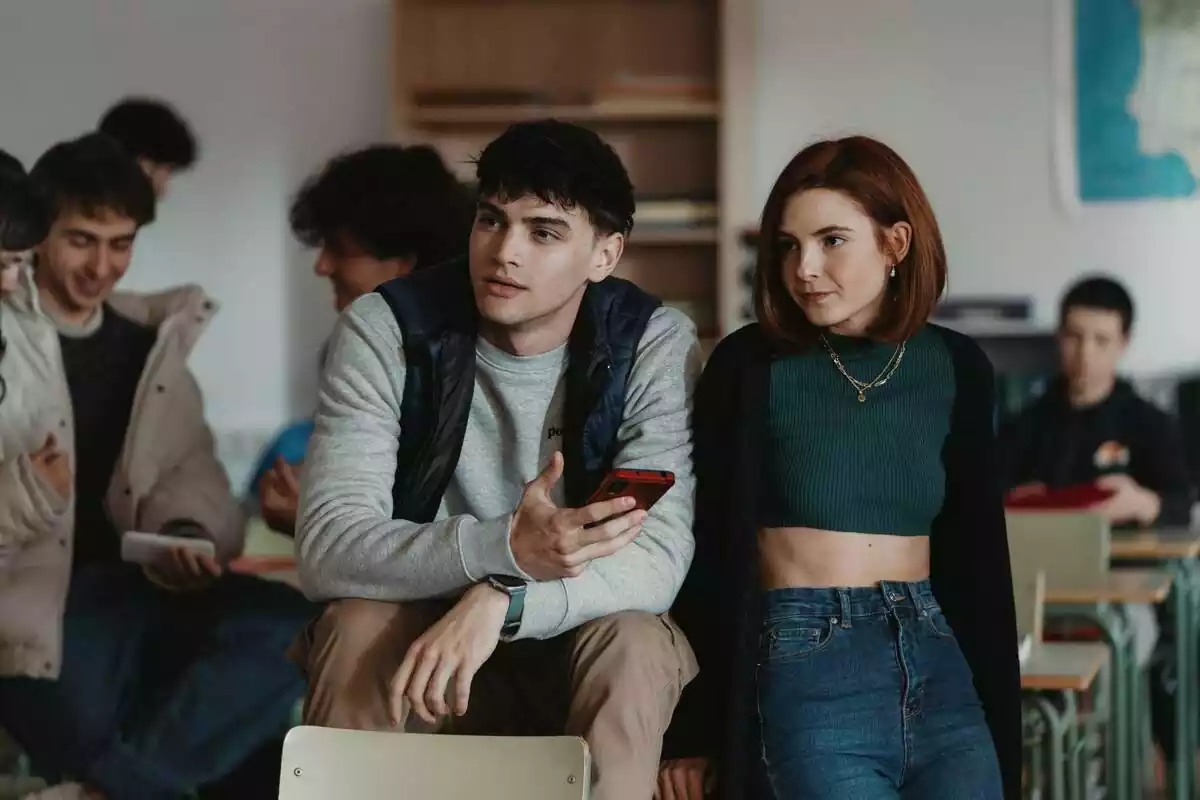 Fotografía de la serie Ni una más de Netflix con Clara Galle y Gabriel Guevara Fotografía de la serie Ni una más de Netflix con Clara Galle y Gabriel Guevara