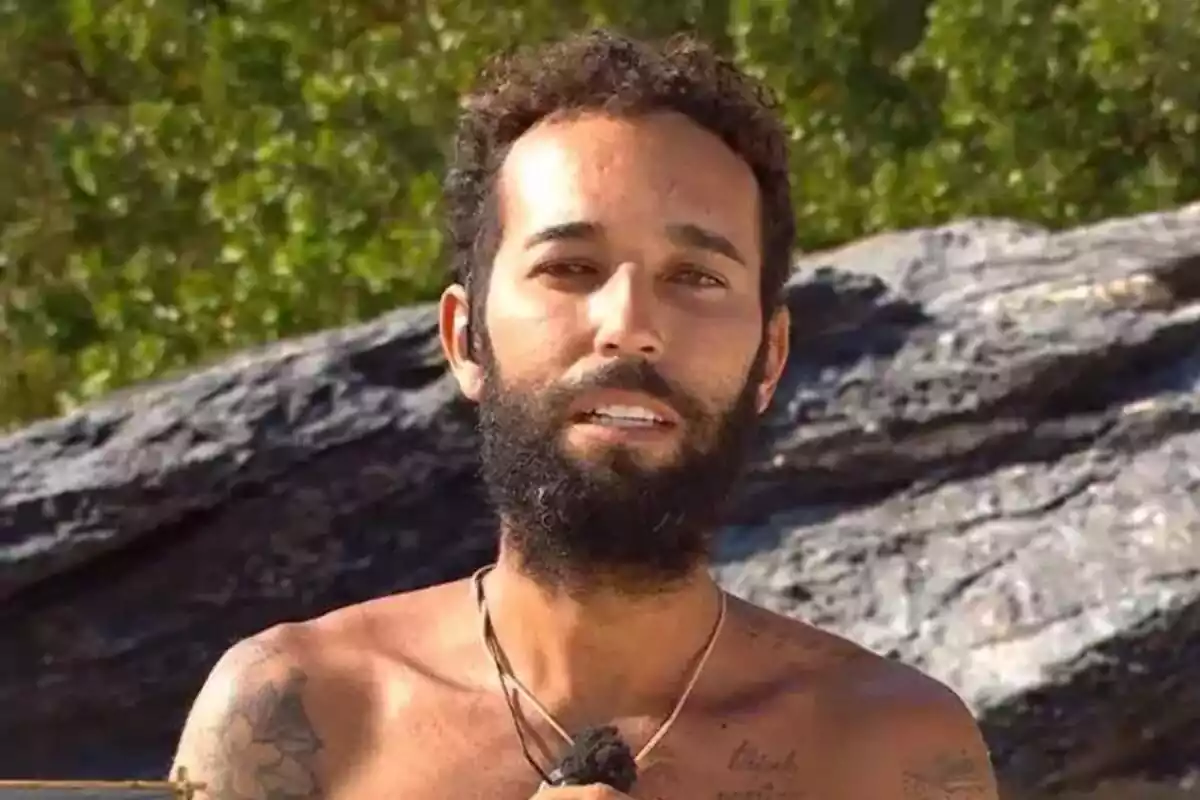 Plano corto de Omar Sánchez en 'Supervivientes' con rostro serio Plano corto de Omar Sánchez en 'Supervivientes' con rostro serio