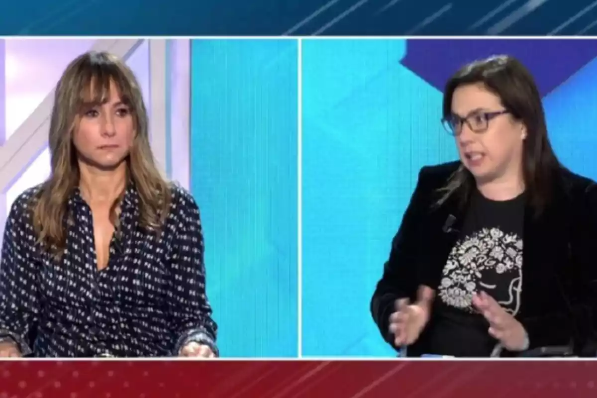 Ana Pardo de Vera y Ana Vázquez enfadadas en plena discusión en 'Todo es mentira' Ana Pardo de Vera y Ana Vázquez enfadadas en plena discusión en 'Todo es mentira'