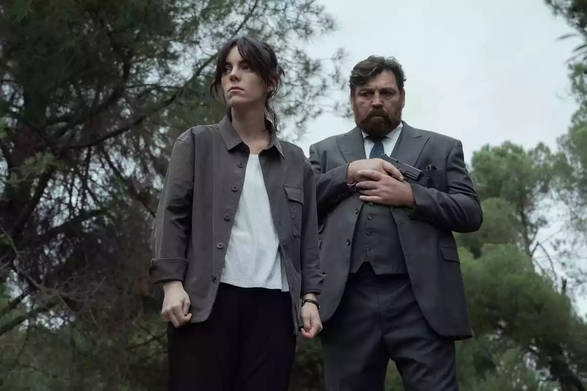Fotografía de Vicky Luengo y Hovik Keuchkerian como protagonista de la serie Reina Roja de Prime Video Fotografía de Vicky Luengo y Hovik Keuchkerian como protagonista de la serie Reina Roja de Prime Video