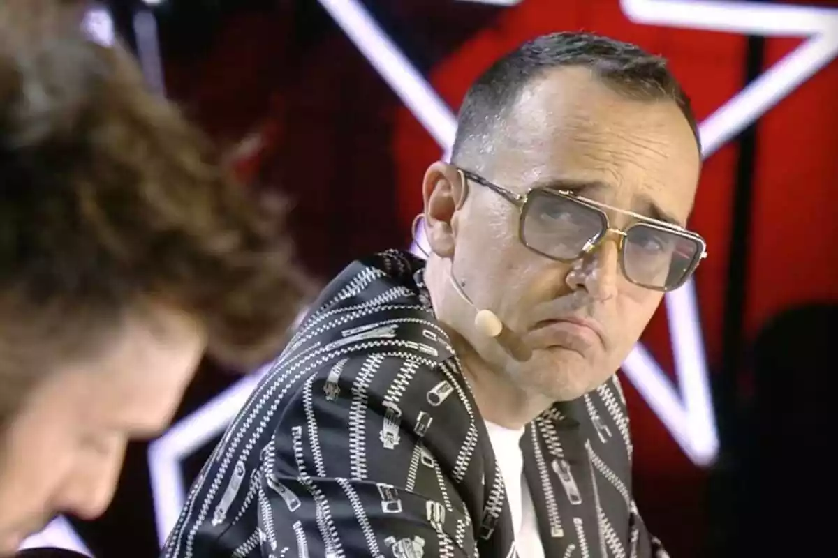 Fotografía de Risto Mejide mirando a un lado en Got Talent Fotografía de Risto Mejide mirando a un lado en Got Talent