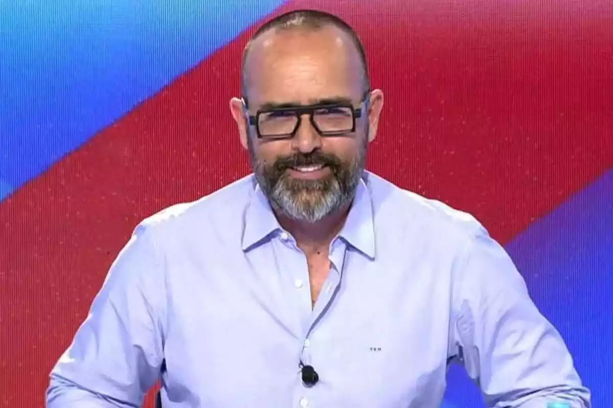 Captura de Risto Mejide como presentador de Todo es Mentira en Cuatro Captura de Risto Mejide como presentador de Todo es Mentira en Cuatro