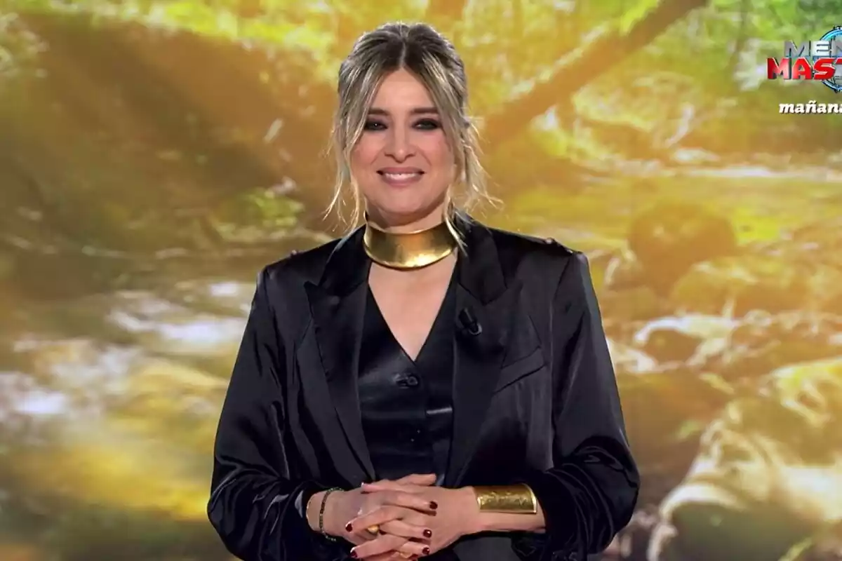 Captura de Sandra Barneda com a presentadora de Supervivientes: Connexió Hondures a Telecinco Captura de Sandra Barneda com a presentadora de Supervivientes: Connexió Hondures a Telecinco
