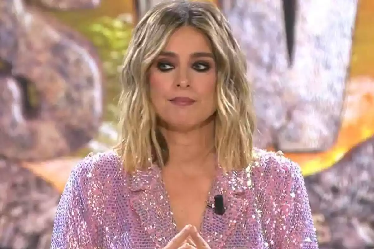 Captura de Sandra Barneda presentant Supervivientes: Connexió Hondures a Telecinco
