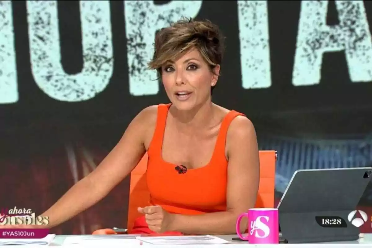 Sonsoles Ónega mirando a cámara en Y ahora Sonsoles de Antena 3 Sonsoles Ónega mirando a cámara en Y ahora Sonsoles de Antena 3