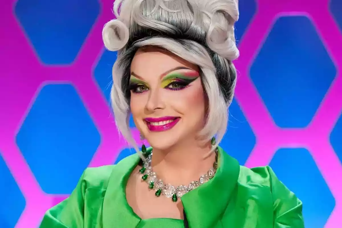 Captura de Supremme de Luxe sonriendo en Drag Race de atresplayer Captura de Supremme de Luxe sonriendo en Drag Race de atresplayer