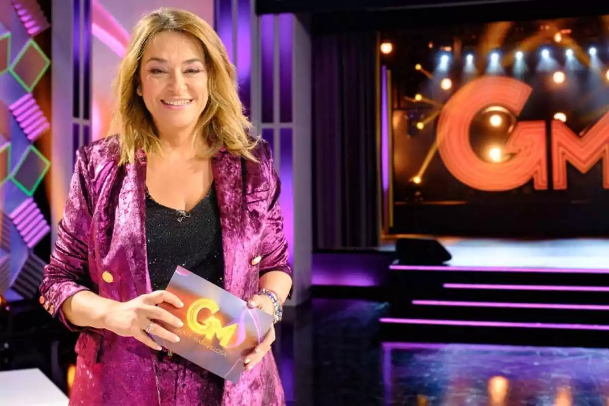 Toñi Moreno como presentadora de Gente Maravillosa en Canal Sur Toñi Moreno como presentadora de Gente Maravillosa en Canal Sur
