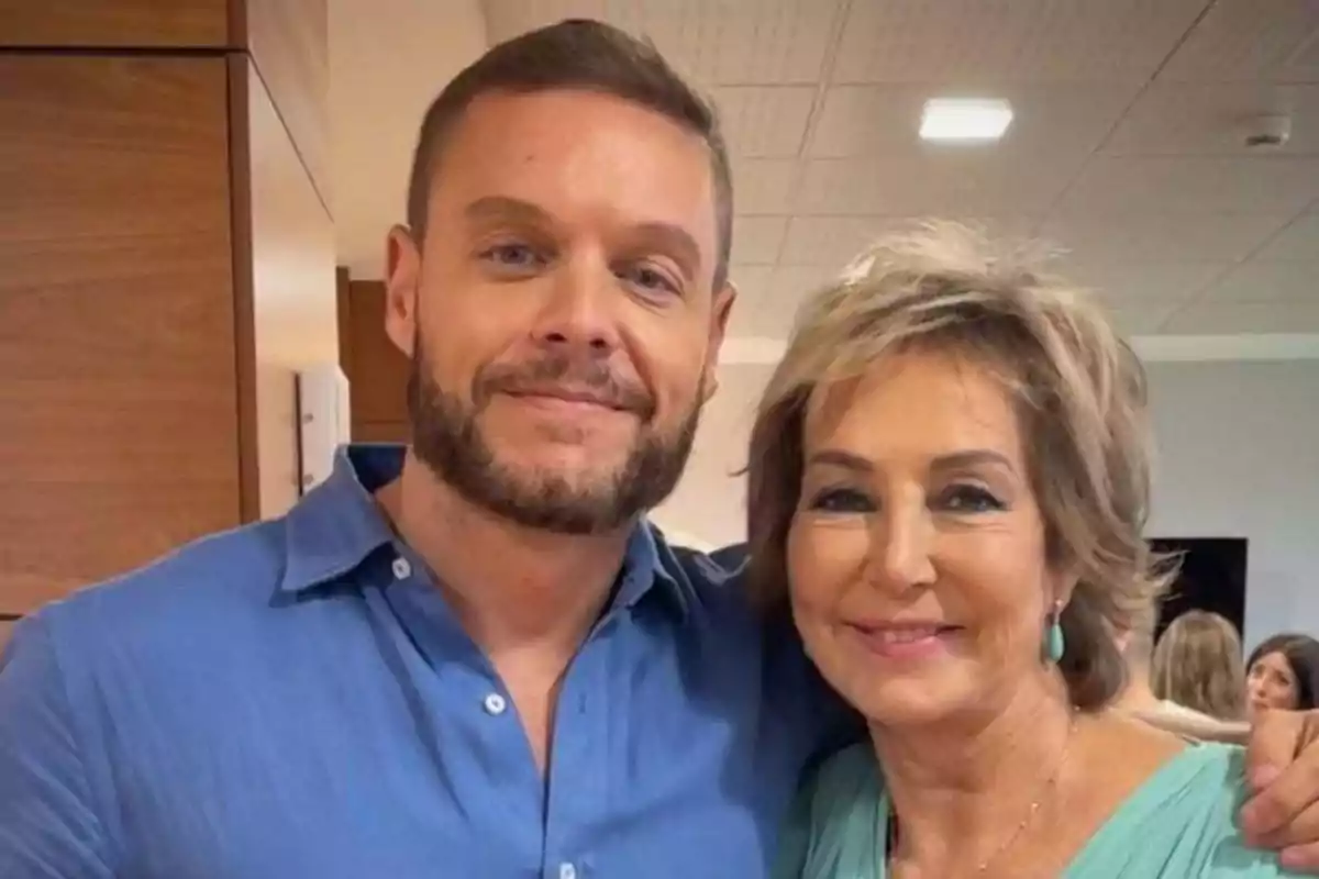Jano Mecha con Ana Rosa Quintana en una foto publicada en sus redes sociales Jano Mecha con Ana Rosa Quintana en una foto publicada en sus redes sociales