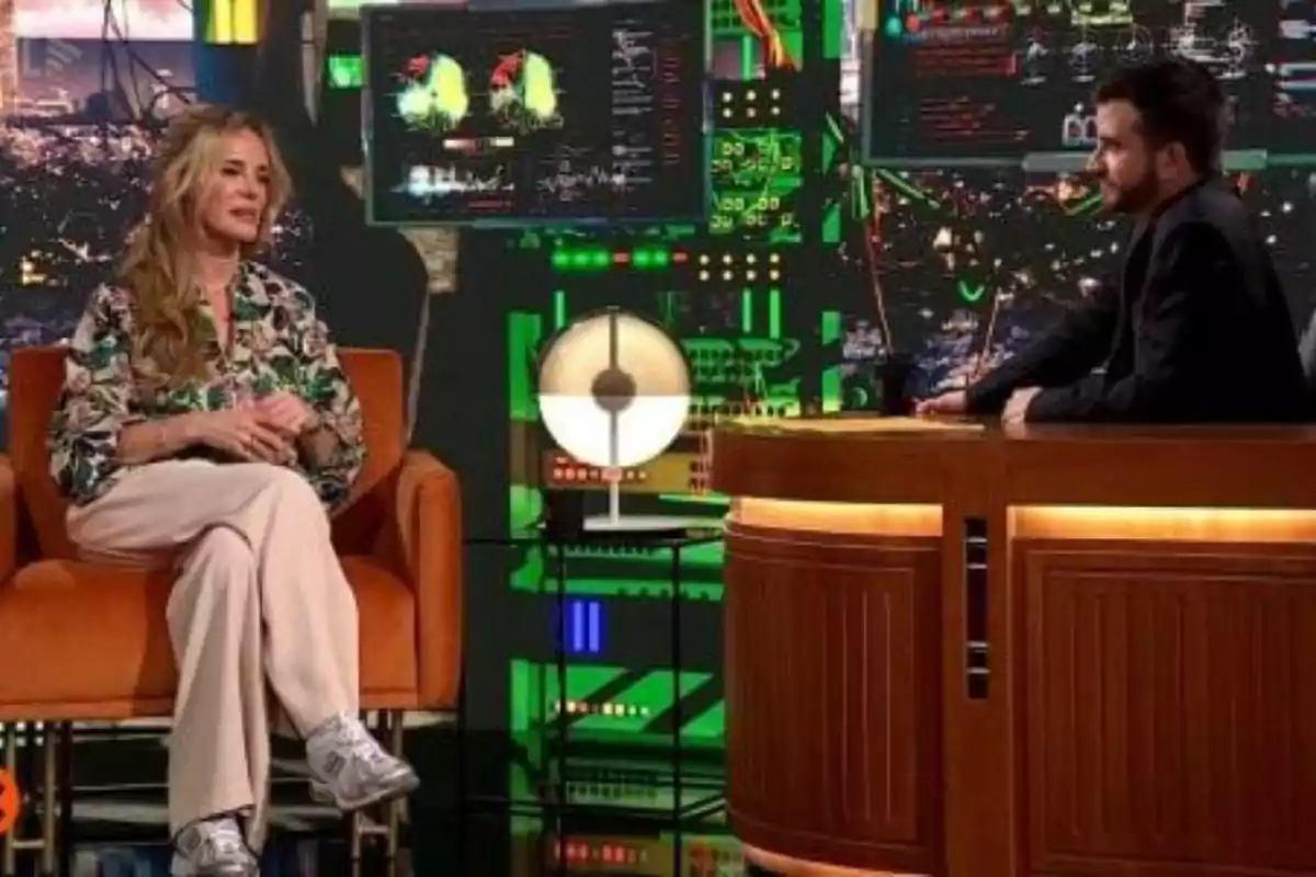 Paula Vázquez amb Ricard Ustrell a 'Col·lapse' de TV3 Paula Vázquez amb Ricard Ustrell a 'Col·lapse' de TV3