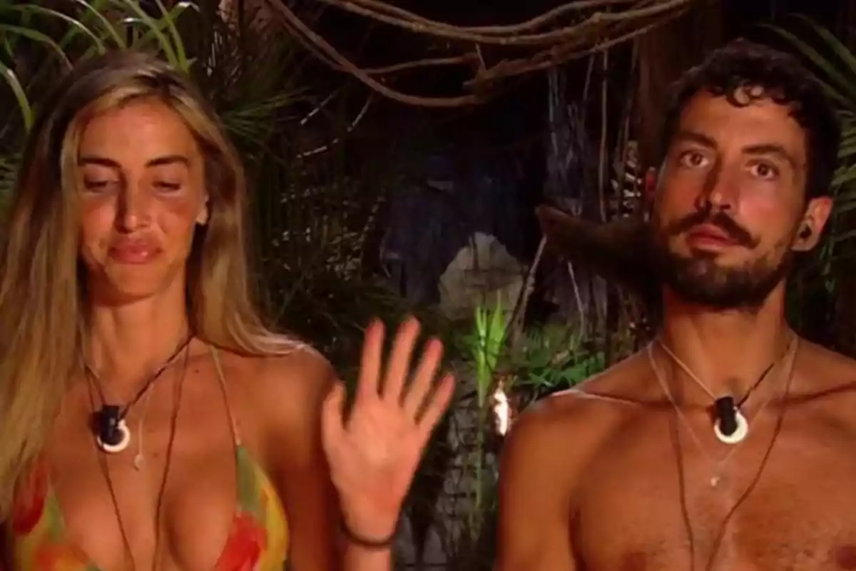 Nieves y Joshua sorprendidos en 'Supervivientes'