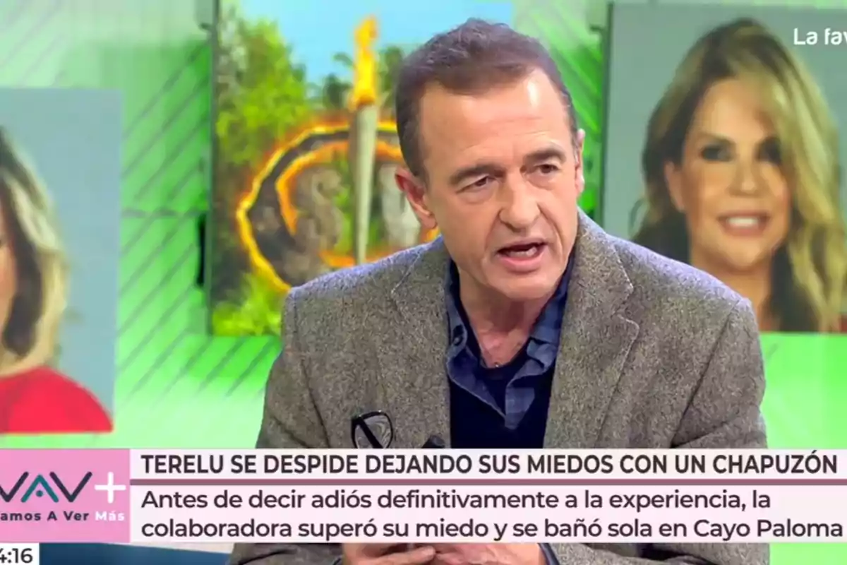 Alessandro Lequio habla en un programa con gráficos y texto en pantalla que menciona a Terelu y su experiencia superando miedos. Captura de 'Vamos a ver' Alessandro Lequio habla en un programa con gráficos y texto en pantalla que menciona a Terelu y su experiencia superando miedos. Captura de 'Vamos a ver'